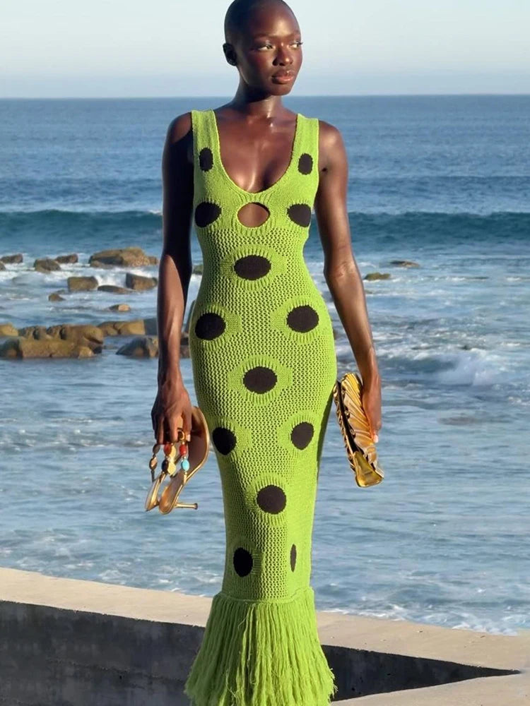 Multilayer Tassels Hem Maxi Dress Knit Dot Women Hollow Low-Neck Sleeveless Skinny Beach Party Summer Fashion Vestidos