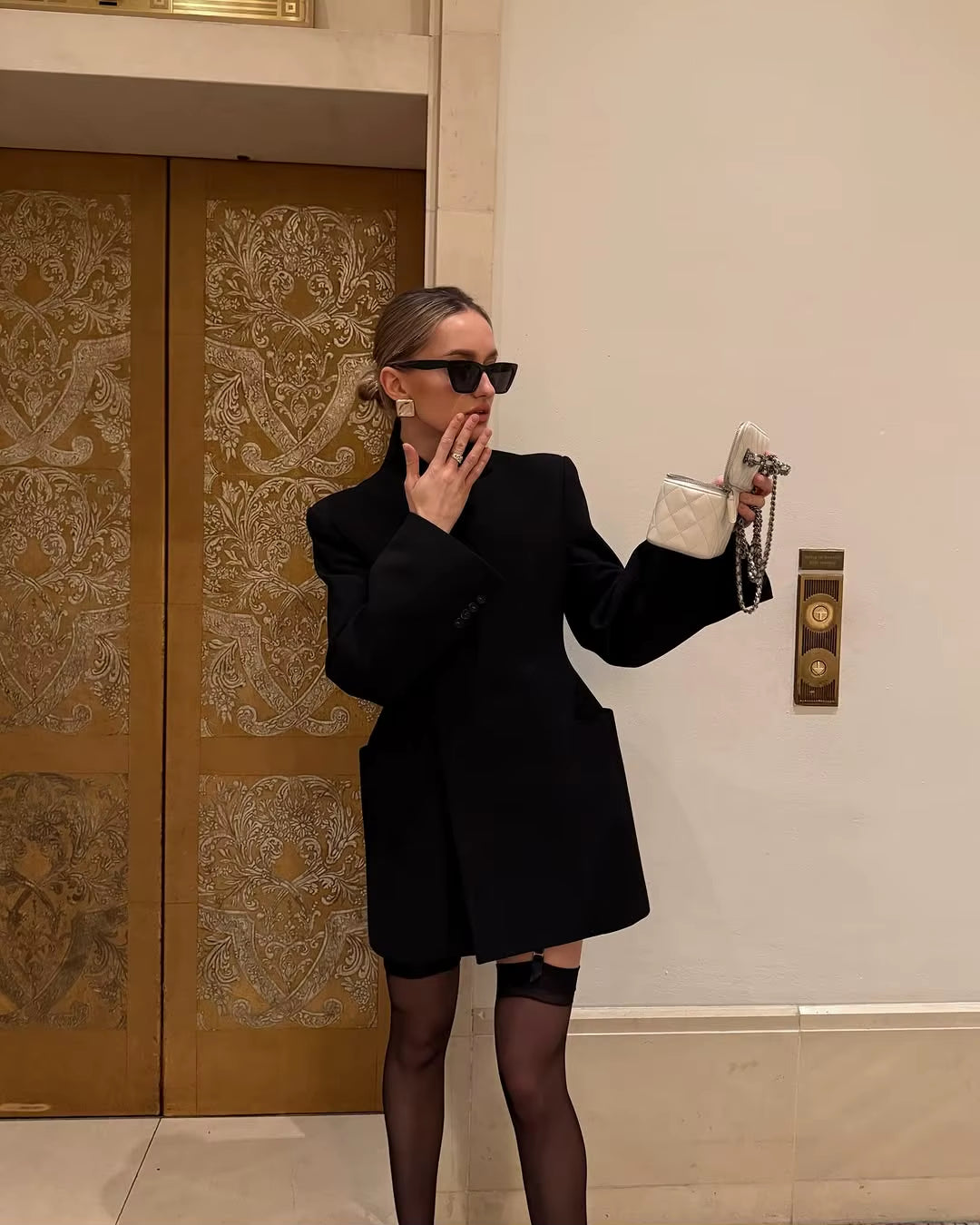 Elegant Waisted V-Neck Coat Women Loose Solid Pockets Long Sleeve Simple Coats Female 2025 Autumn Winter Fashion Lady Jacket