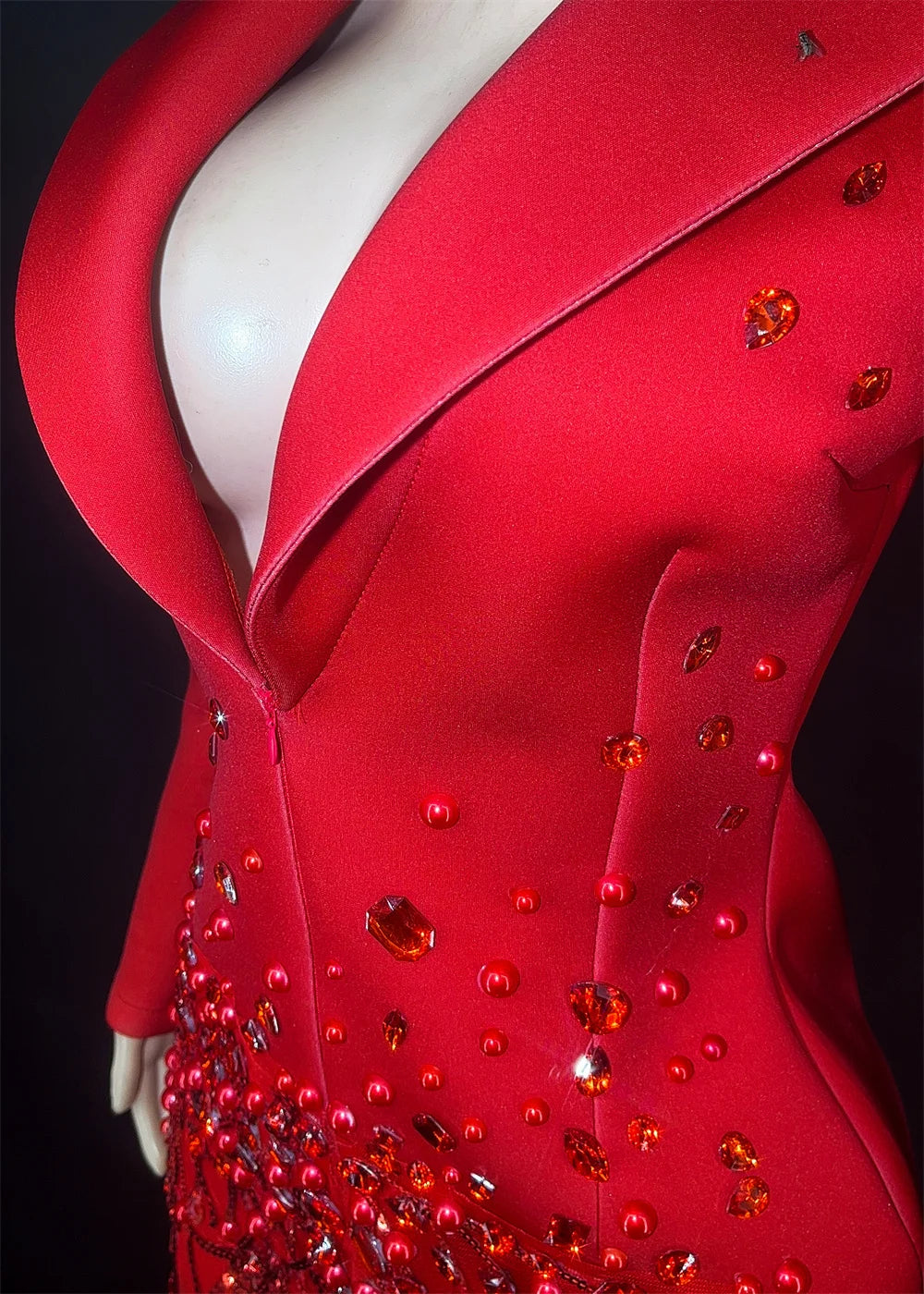 2025 New Sparkly Crystal Pearls Mini Dress Luxury Red Fashion Birthday Evening Party Nightclub Outfit Singer Stage Costume ﻿