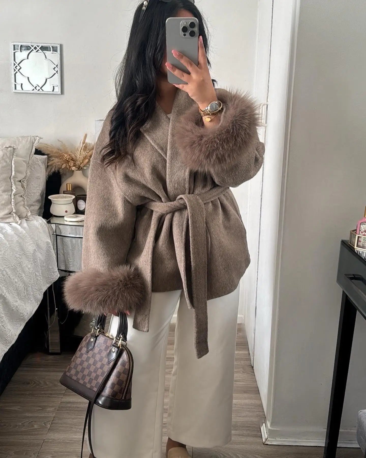 Elegant Lapel Woolen Jacket with Belt Women 2025 Autumn Wool Blend Faux Fur Cuffed Sleeve Coats Fashion Lady Lace up Outerwear