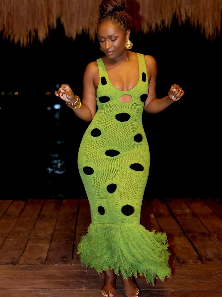 Multilayer Tassels Hem Maxi Dress Knit Dot Women Hollow Low-Neck Sleeveless Skinny Beach Party Summer Fashion Vestidos